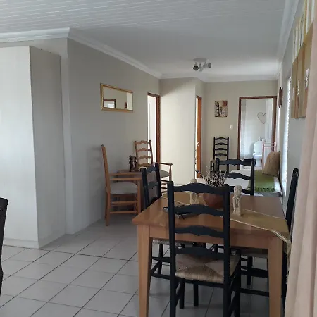 The Upper Deck Apartment Swellendam Exterior photo